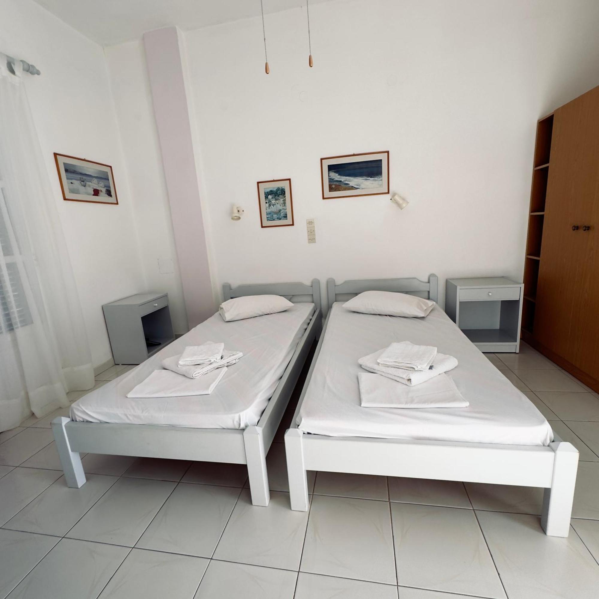 Panagiotis Rooms 纳乌萨 外观 照片